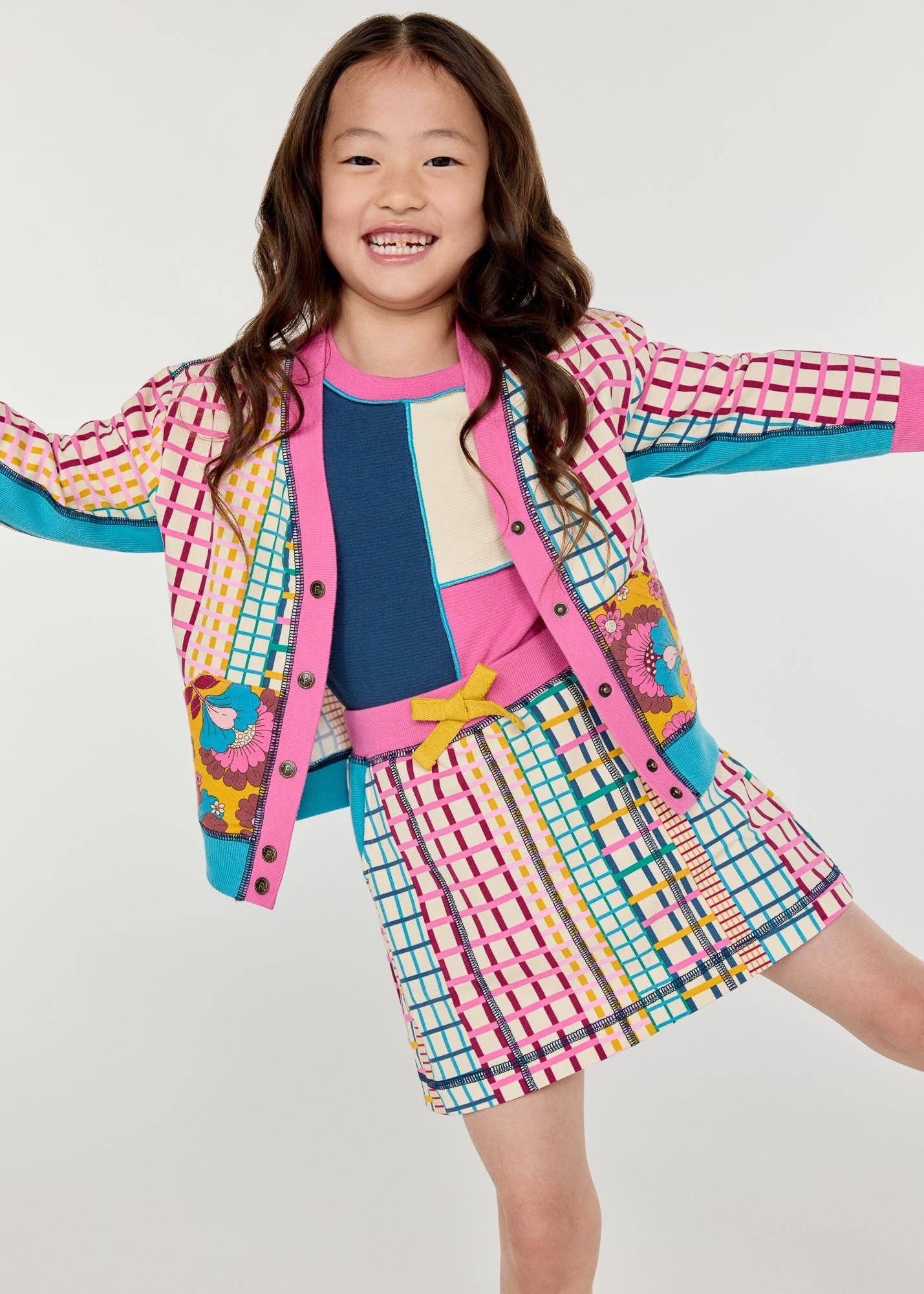 Change of Color long sleeve shirt for kids back view