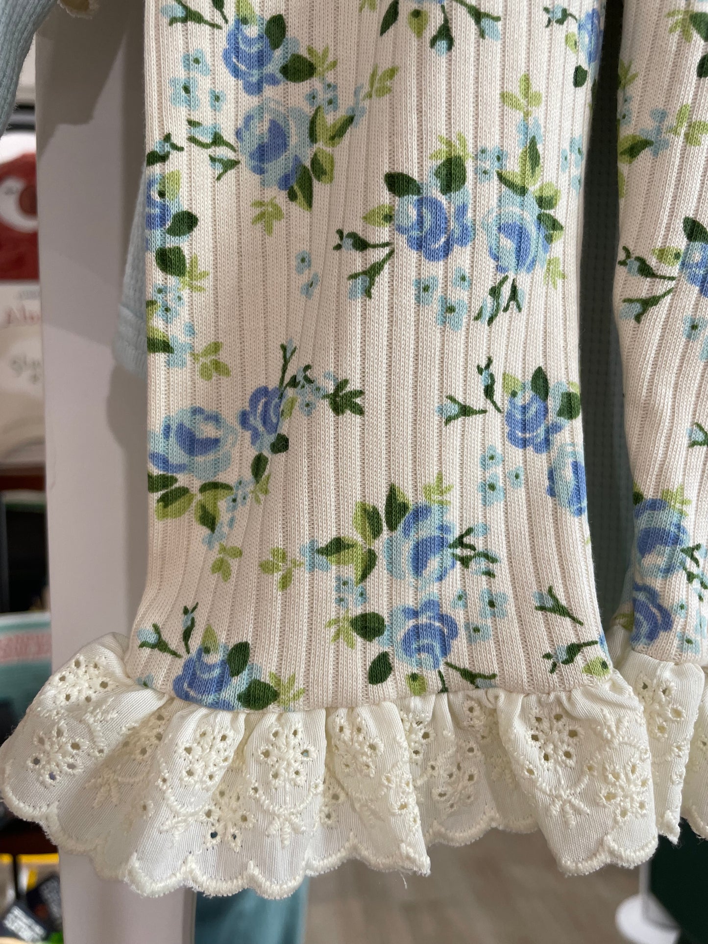 3-Piece Florals