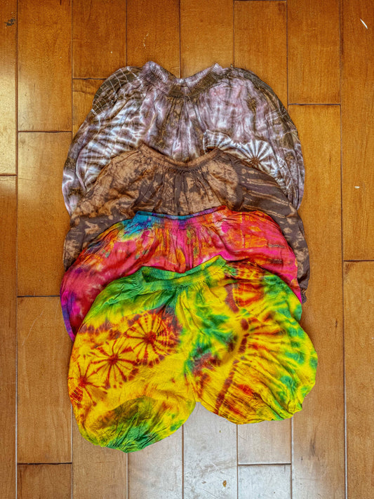 Kids hippie style pants with elastic waistband side view
