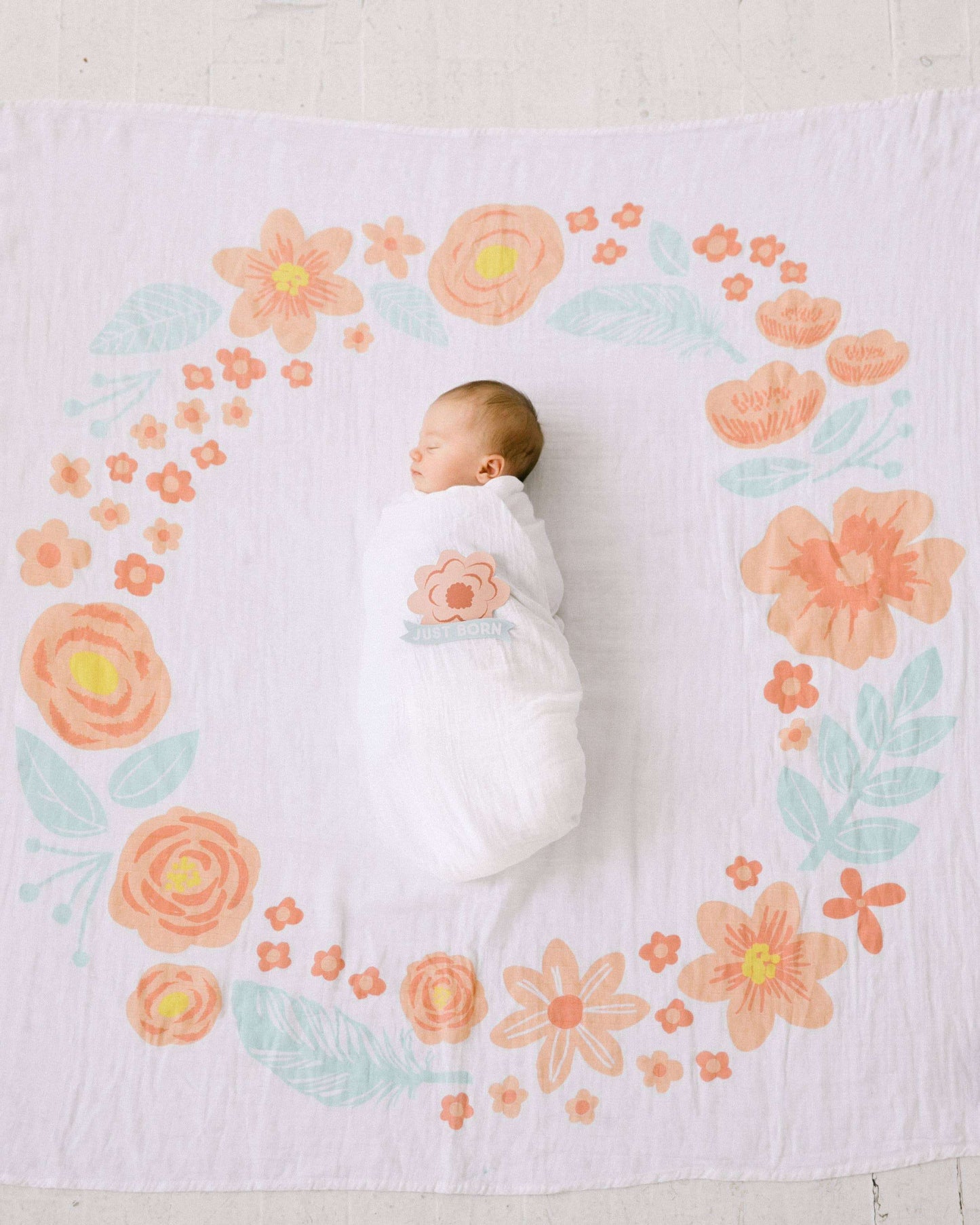Watch Me Grow baby milestone blanket soft cotton photography prop front view