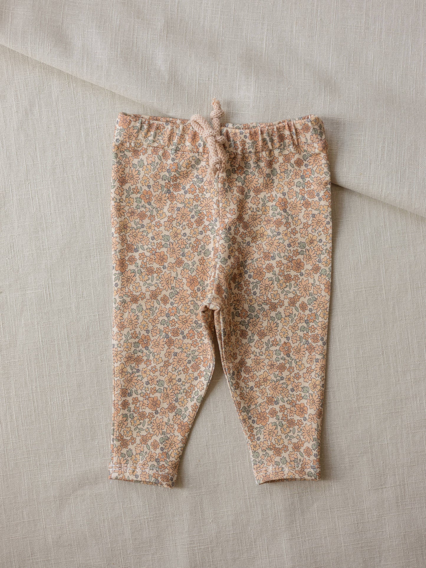 Powder Puff Leggings