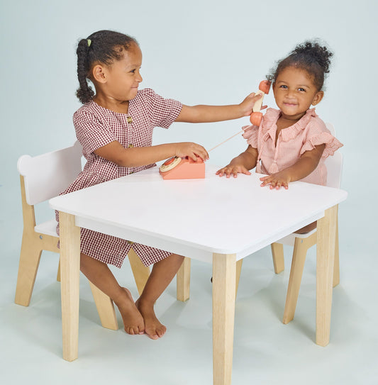 Kid's Table