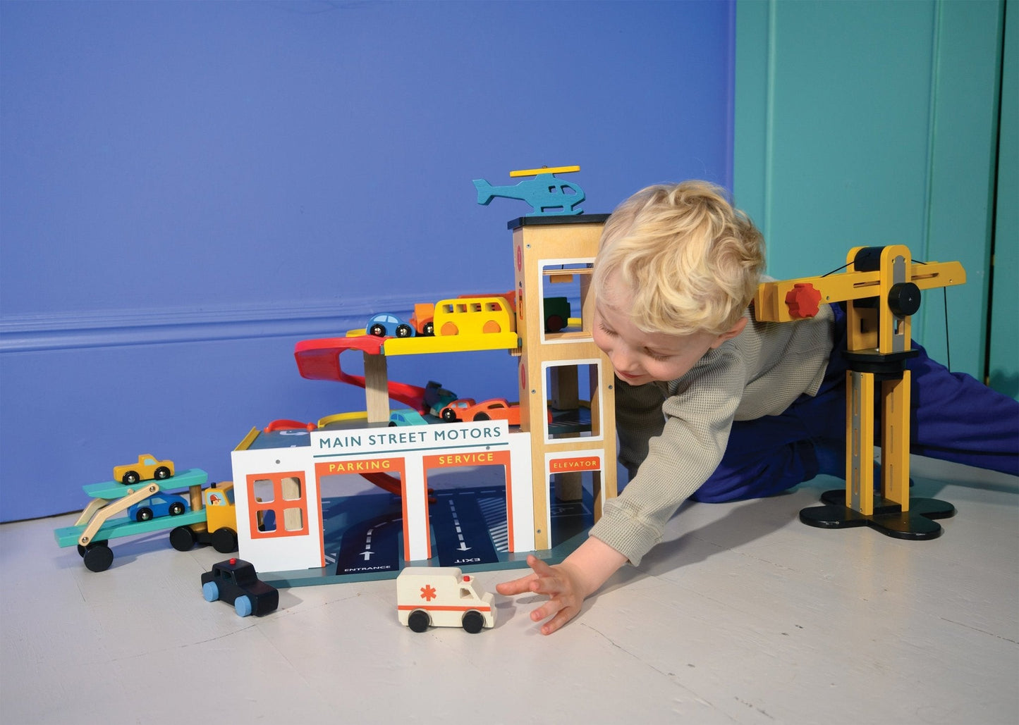 Multi-Level Garage with Lift