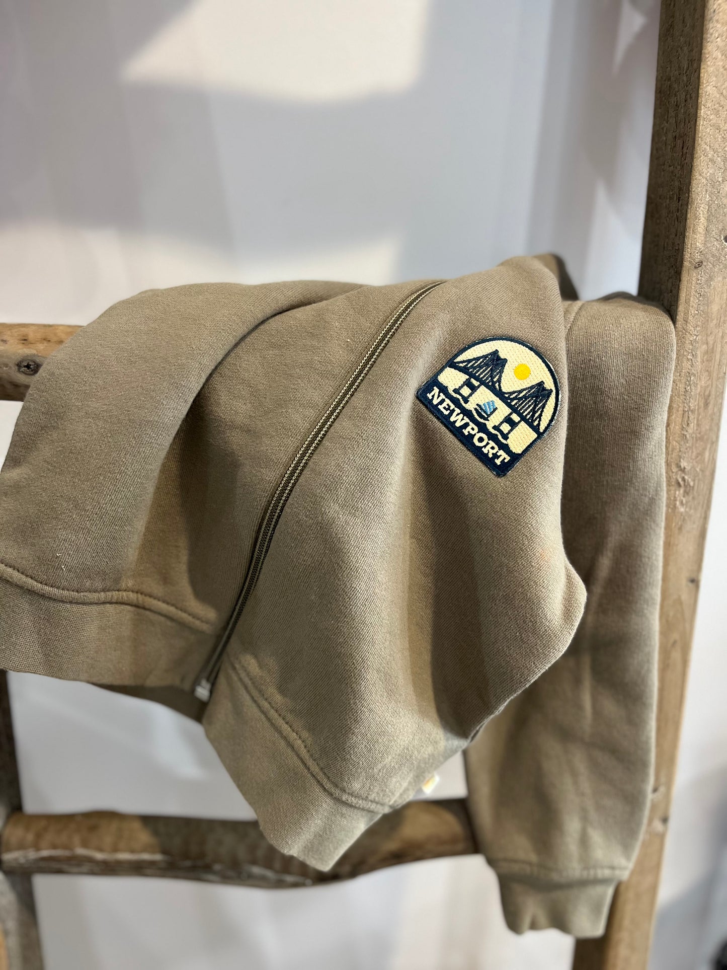 Sunwray Patch Organic Sweatshirt - Olive