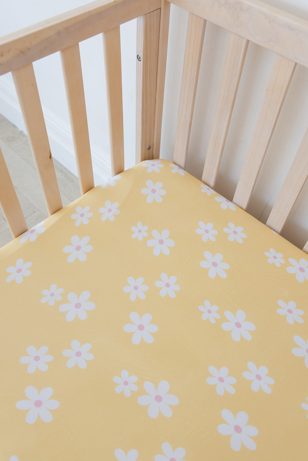 Sunny Dais Crib Sheet