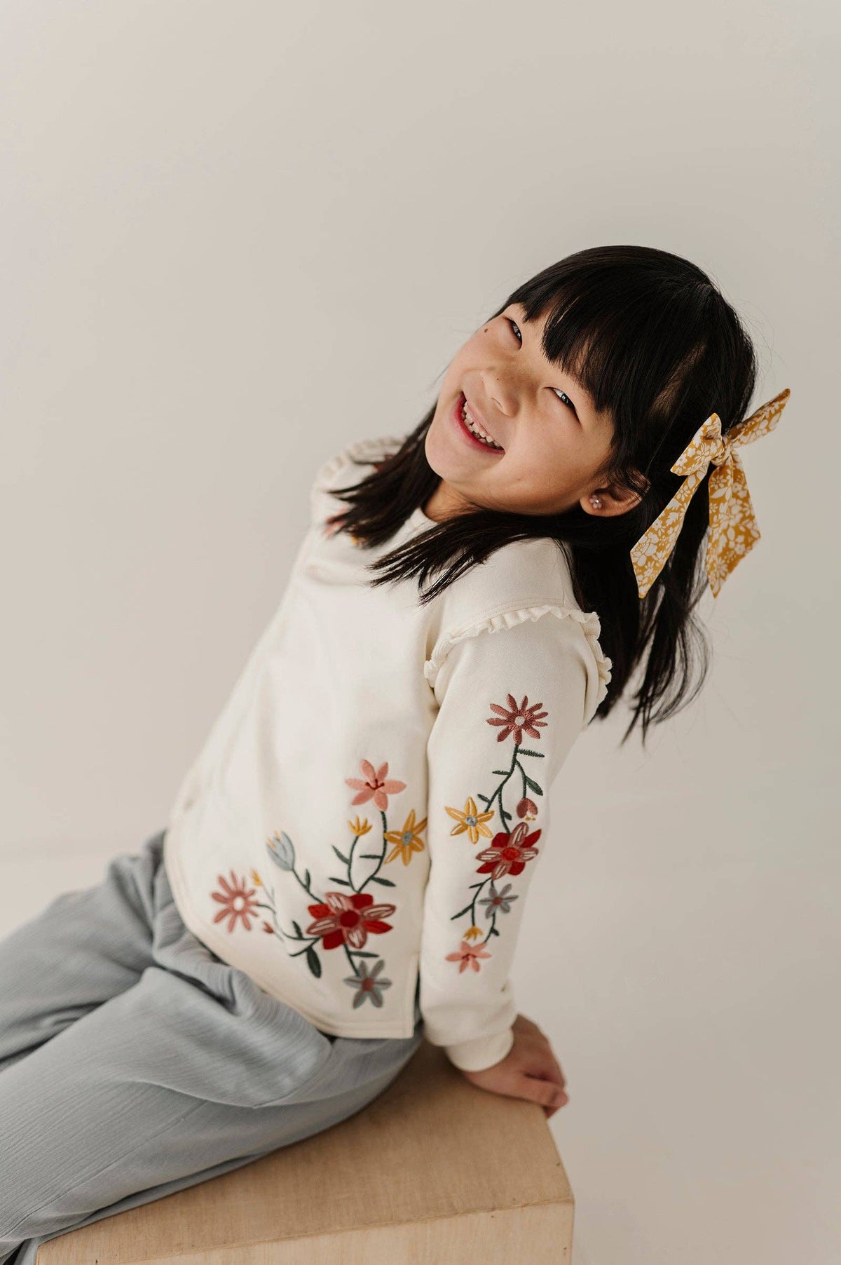 Floral raw edge sweatshirt for kids