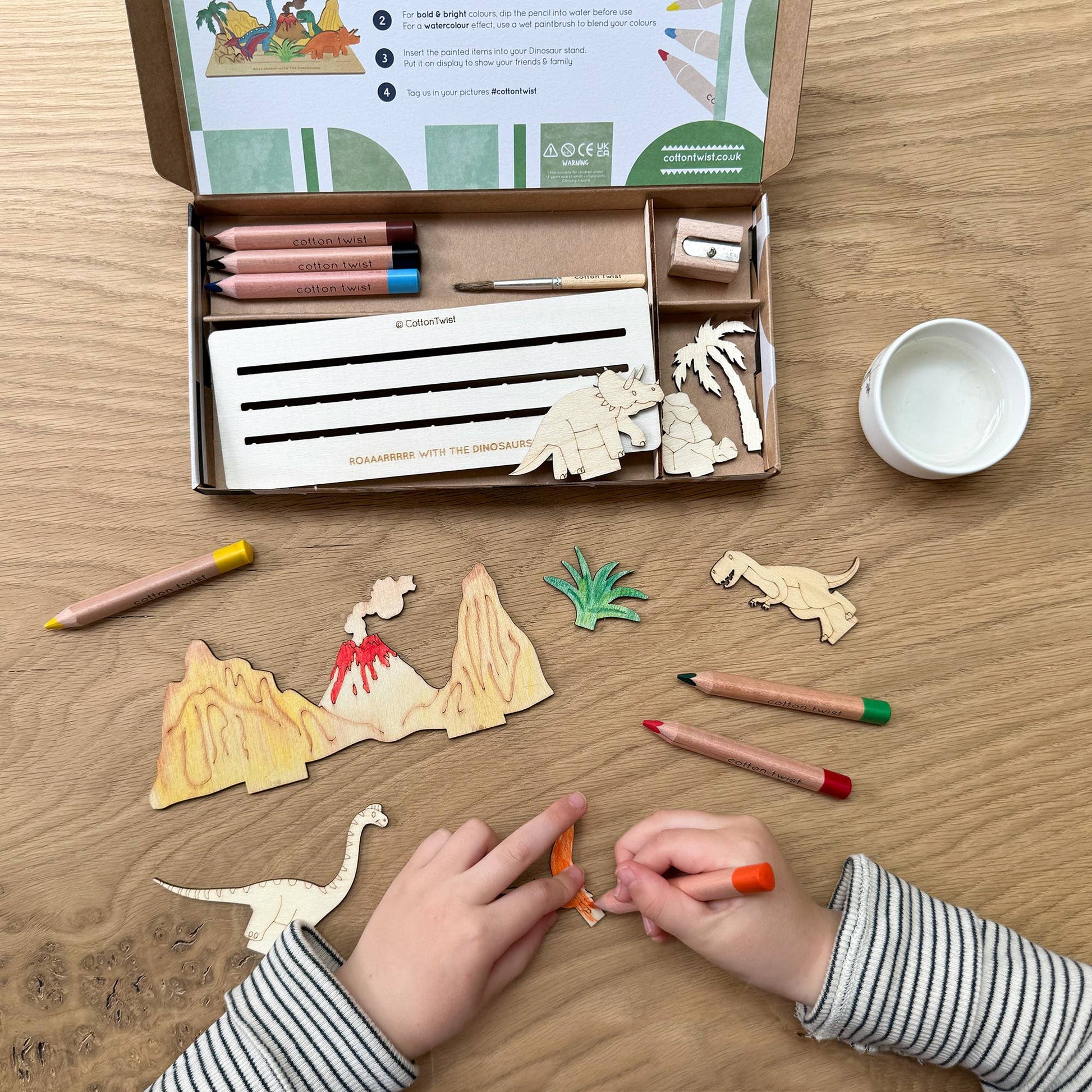 Kids create your own dinosaur scene completed example