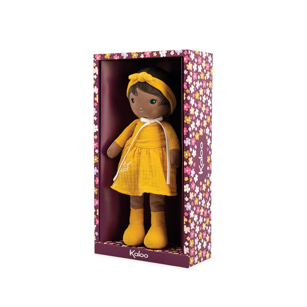 Naomie doll, view 3