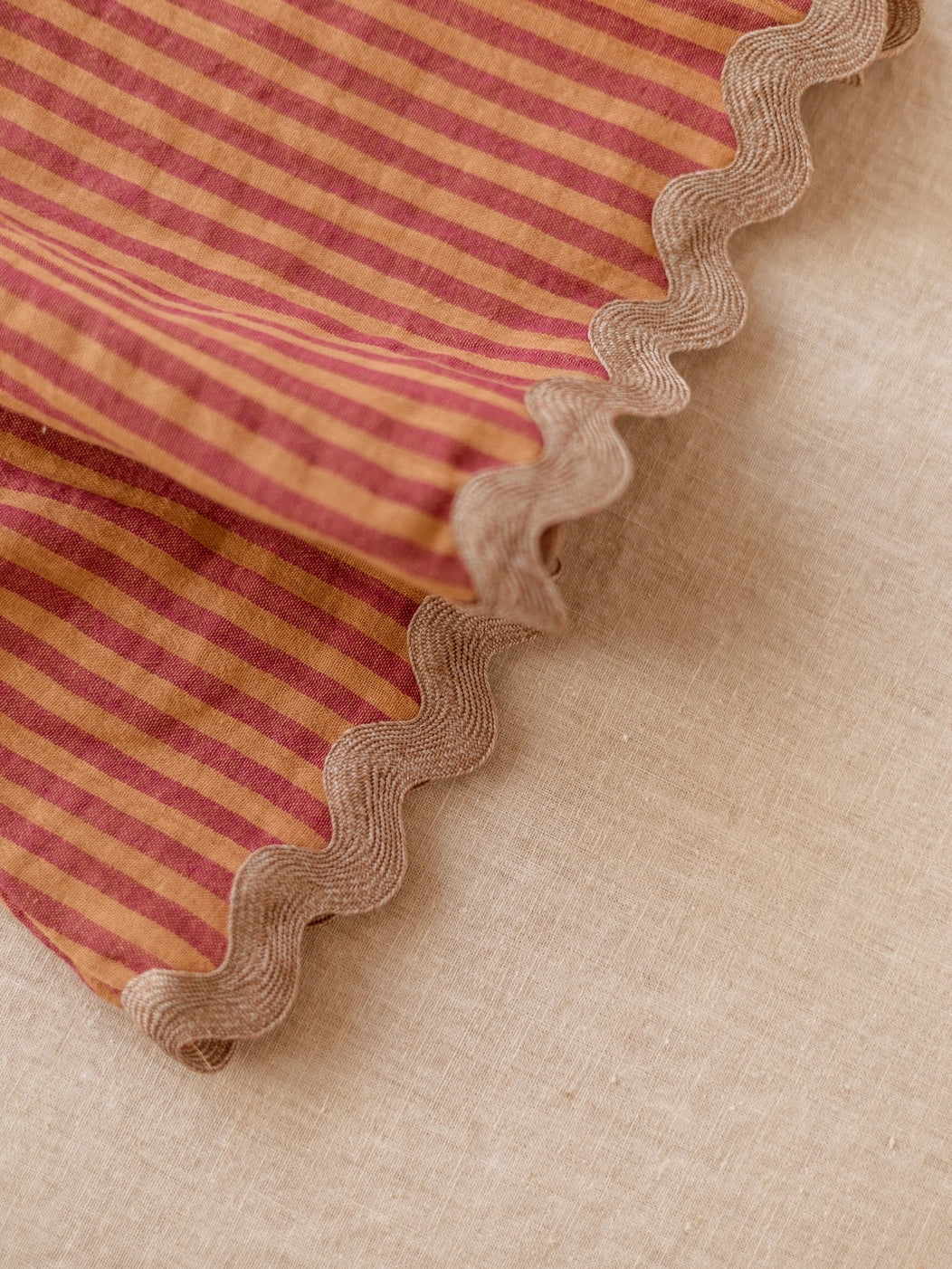 Malia Dress - Honey Raspberry