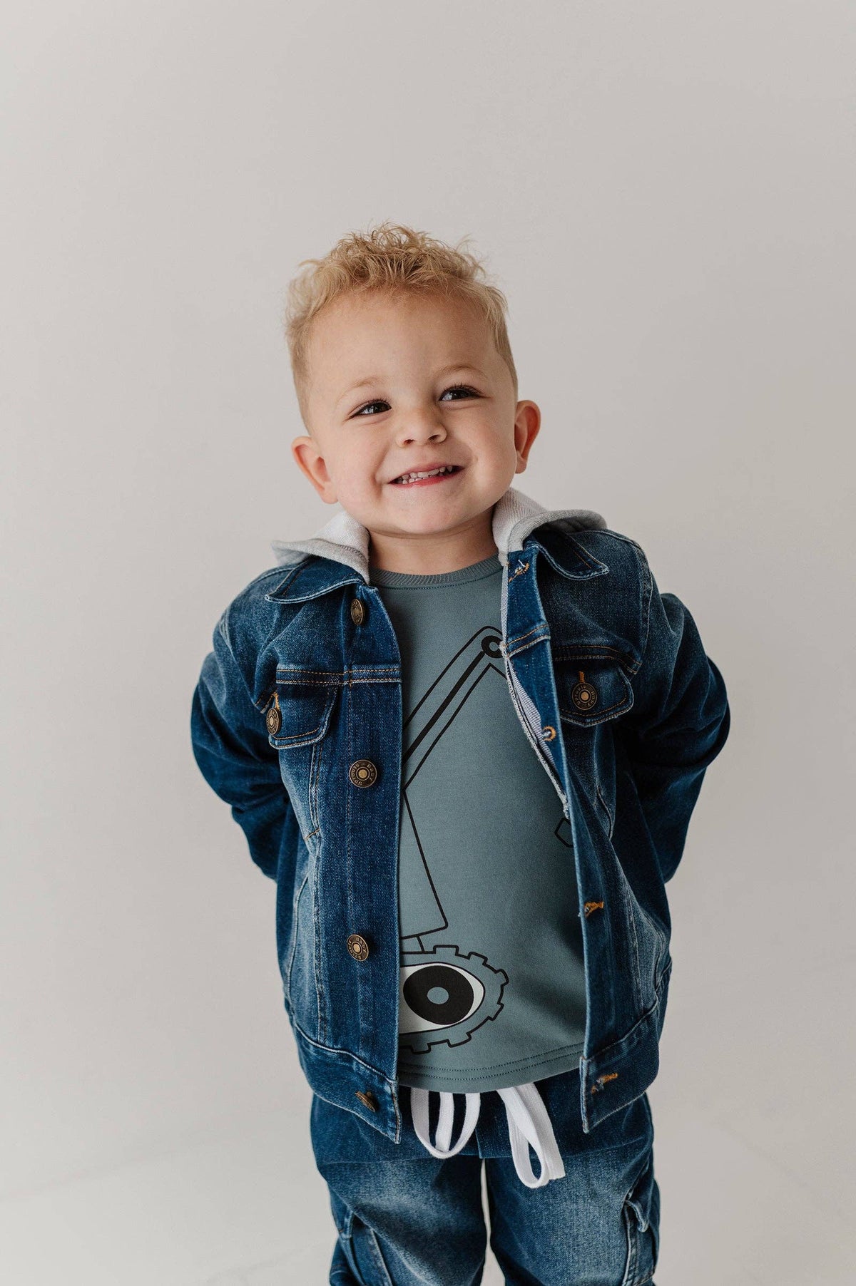 Hooded denim jacket for kids