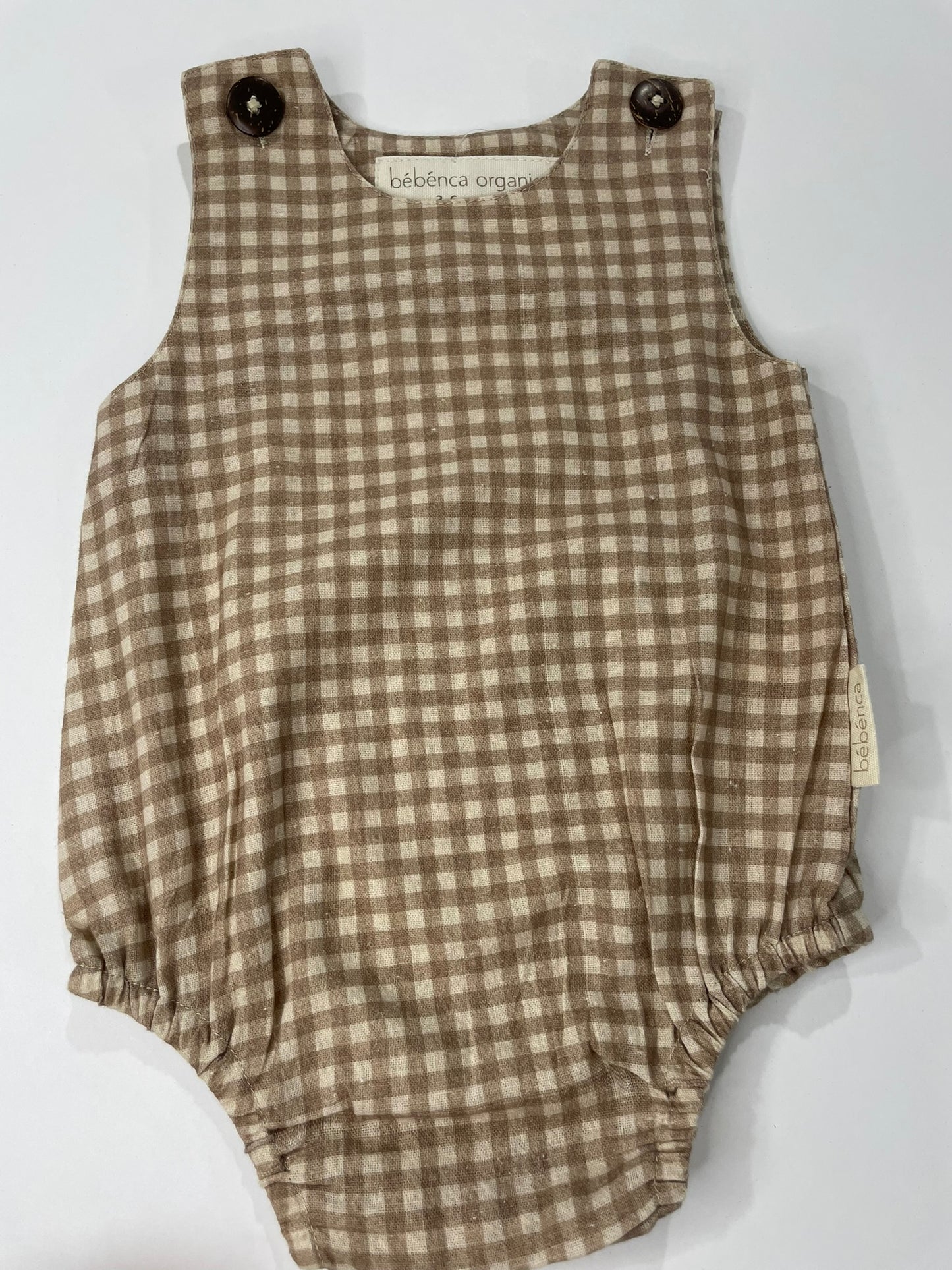 Topaz recycled cotton bubble onesie for babies detail view