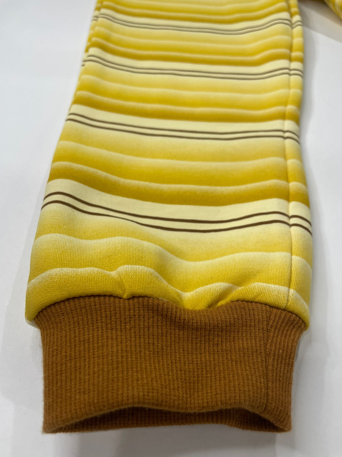 Retro stripe organic cotton set side view detail