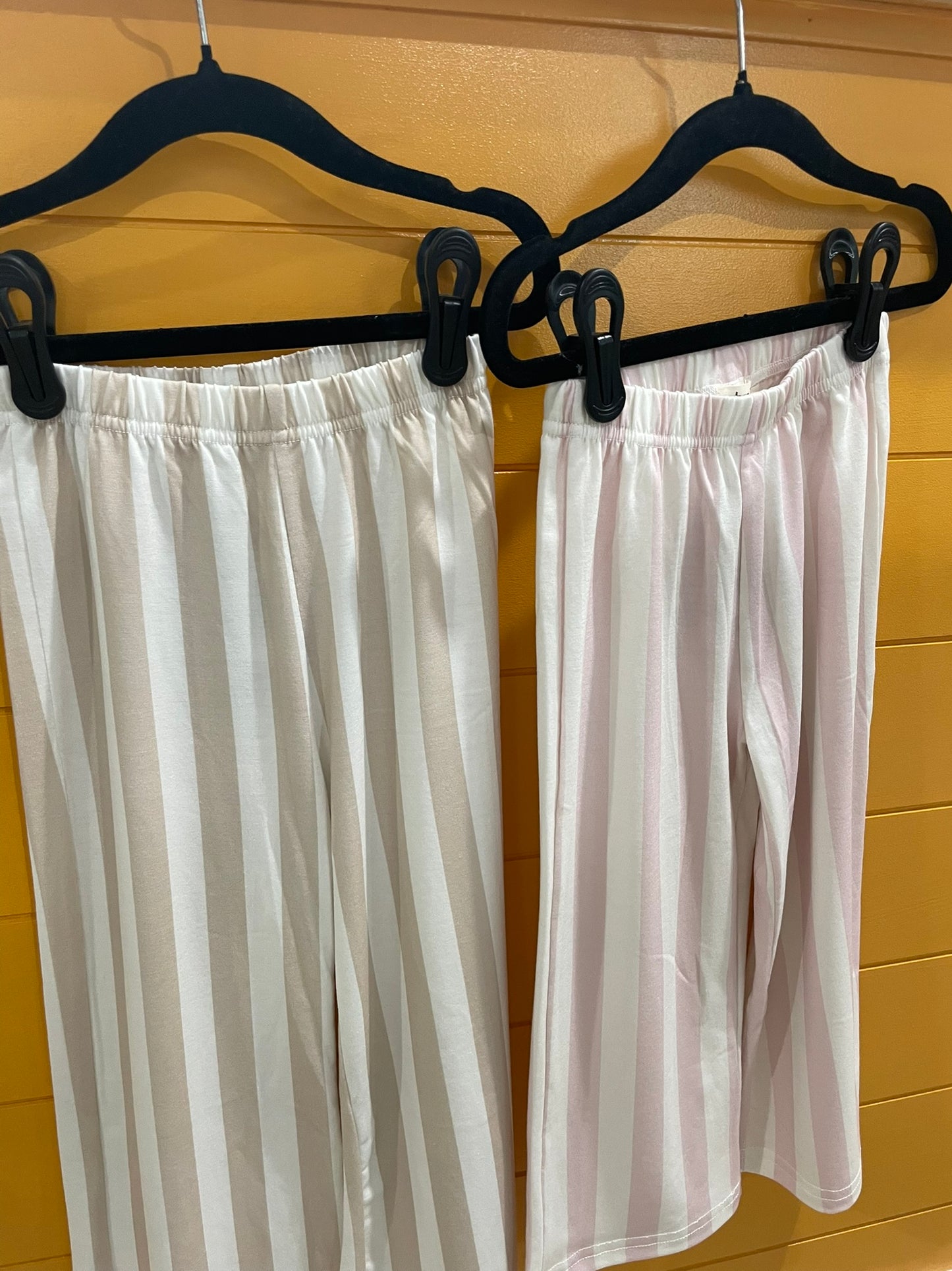 Beach Lines lounge pants in Pink Sands worn lifestyle view