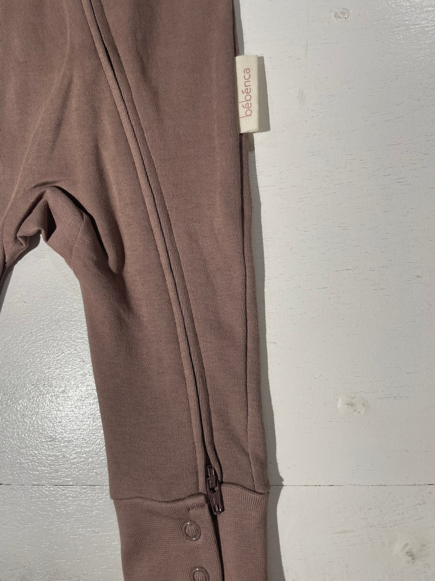 Color block organic zip romper close up color and zipper detail