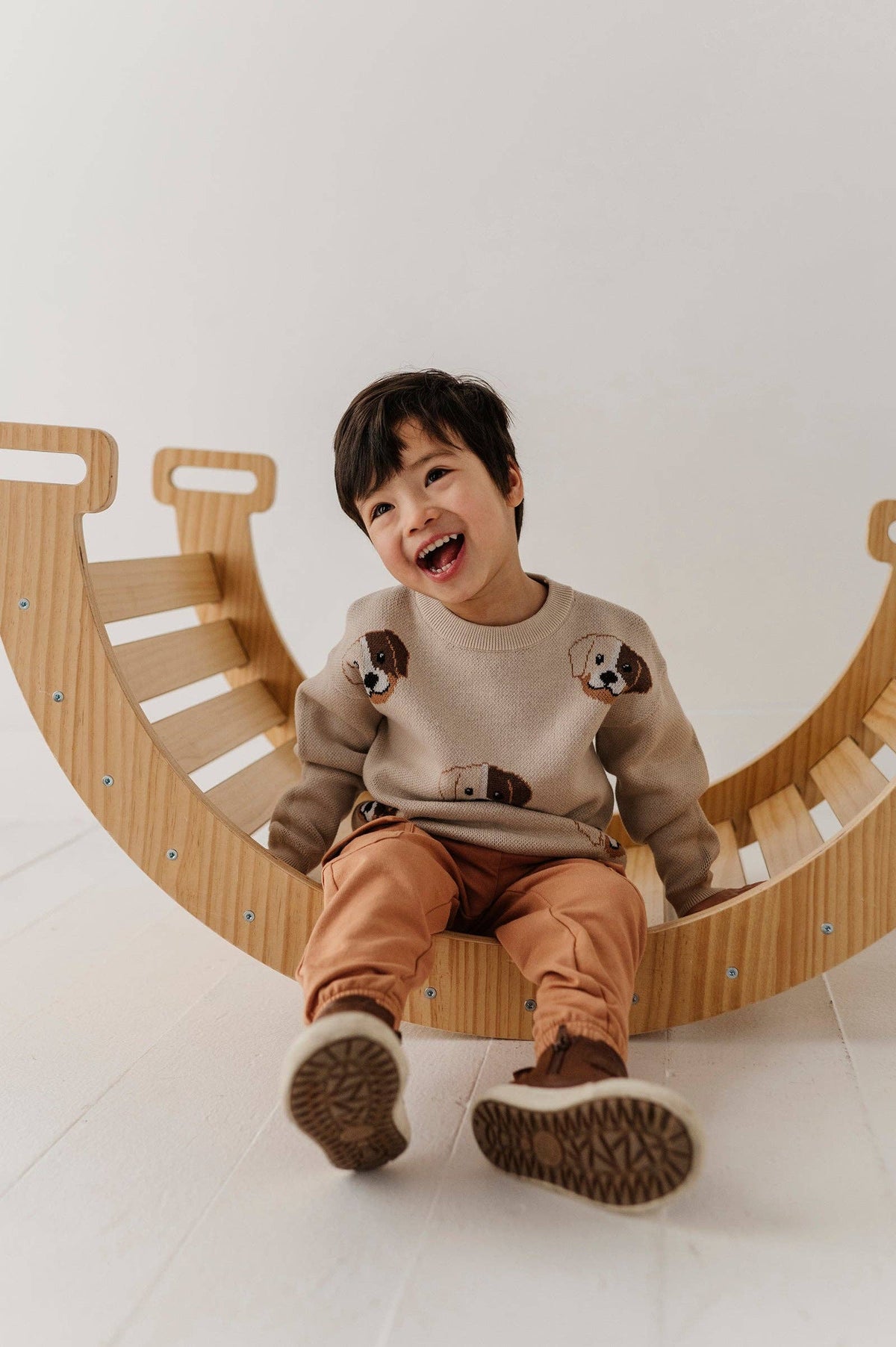 Puppies print knit sweater for kids